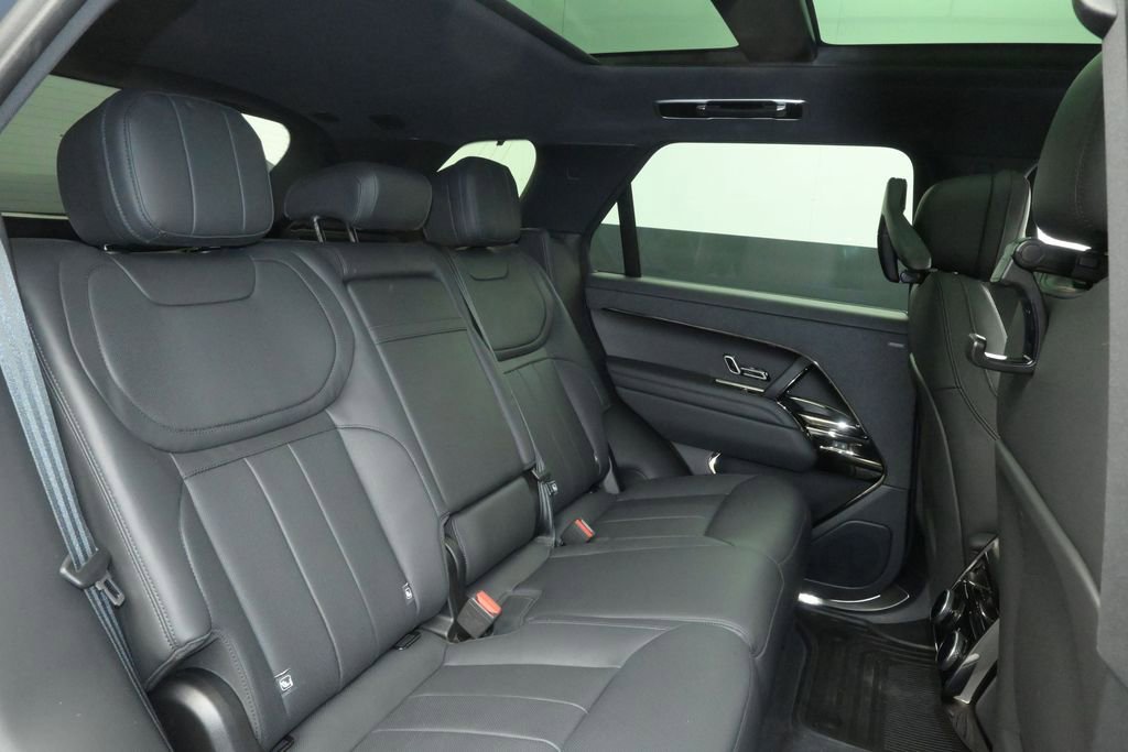 Used 2025 Land Rover Range Rover Sport Dynamic SE AWD/4WD image 24