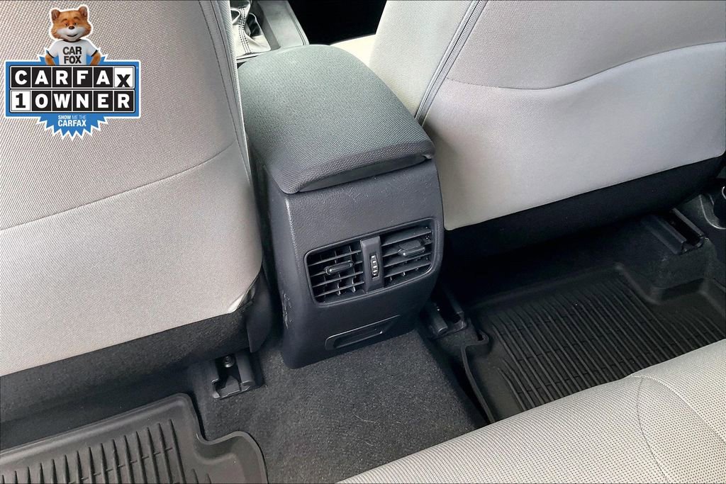 Used 2026 Toyota Corolla Cross LE AWD/4WD image 33