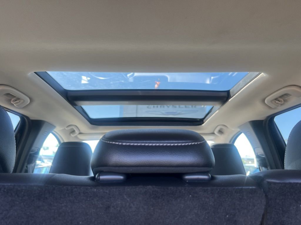 Used 2025 MAZDA CX-50 AWD 2.5 S w/ Premium Package image 39