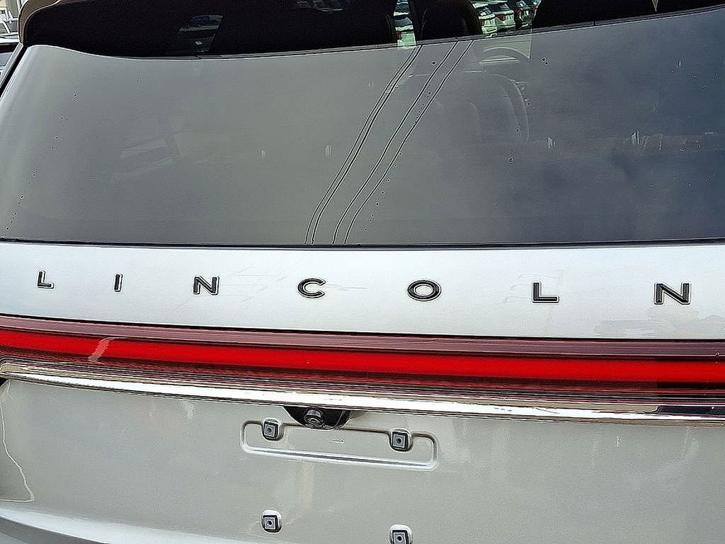 Used 2023 Lincoln Aviator Black Label w/ Dynamic Handling Package AWD/4WD image 31
