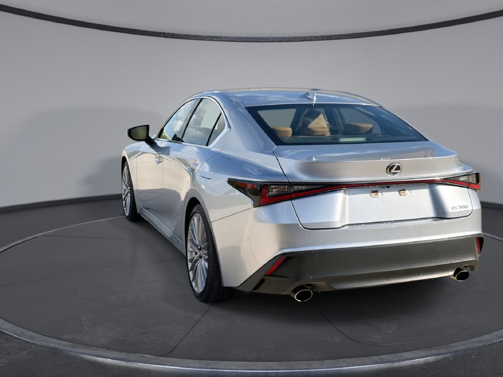 Used 2023 Lexus IS 300 w/ Premium Package RWD image 10