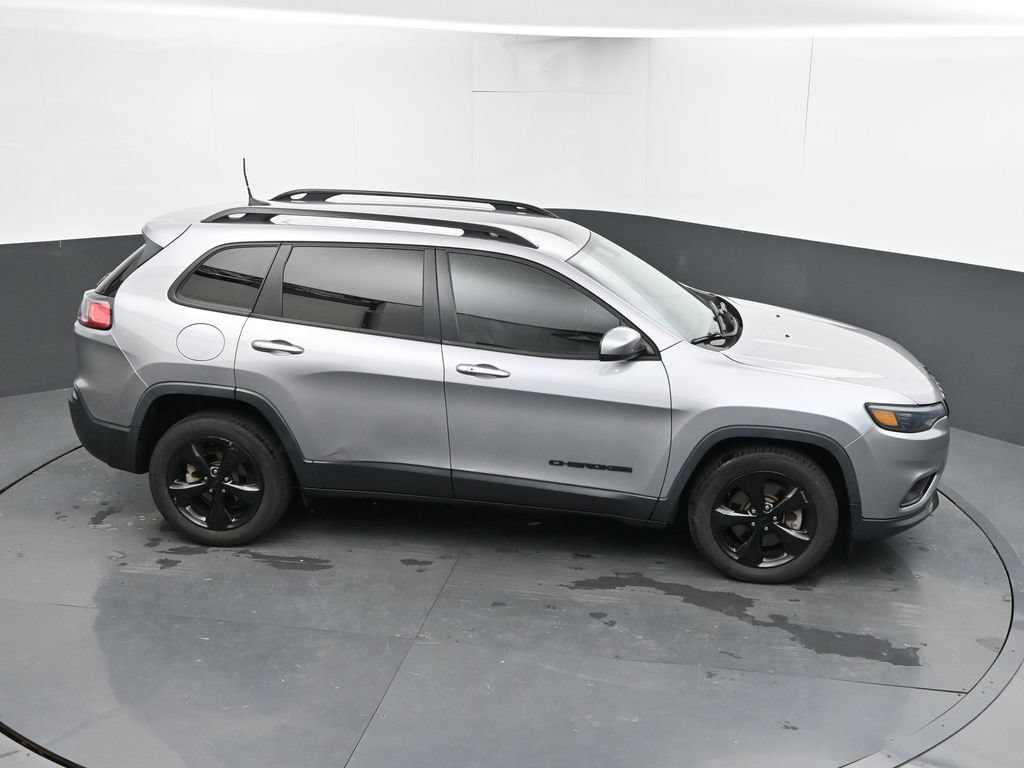 Used 2019 Jeep Cherokee Latitude Plus FWD image 15