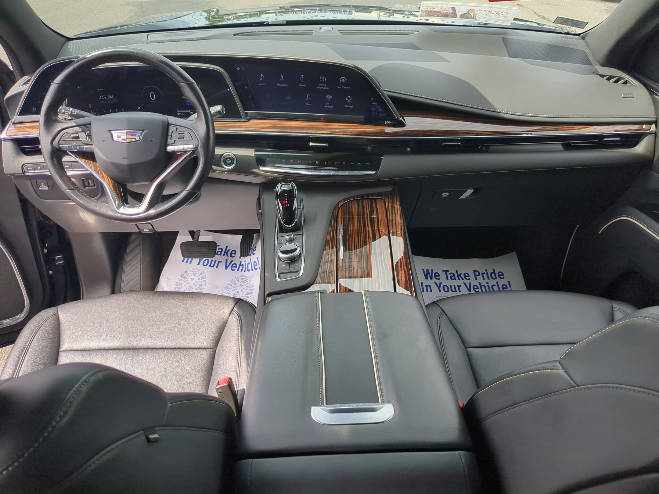 Certified 2022 Cadillac Escalade Luxury AWD/4WD image 18