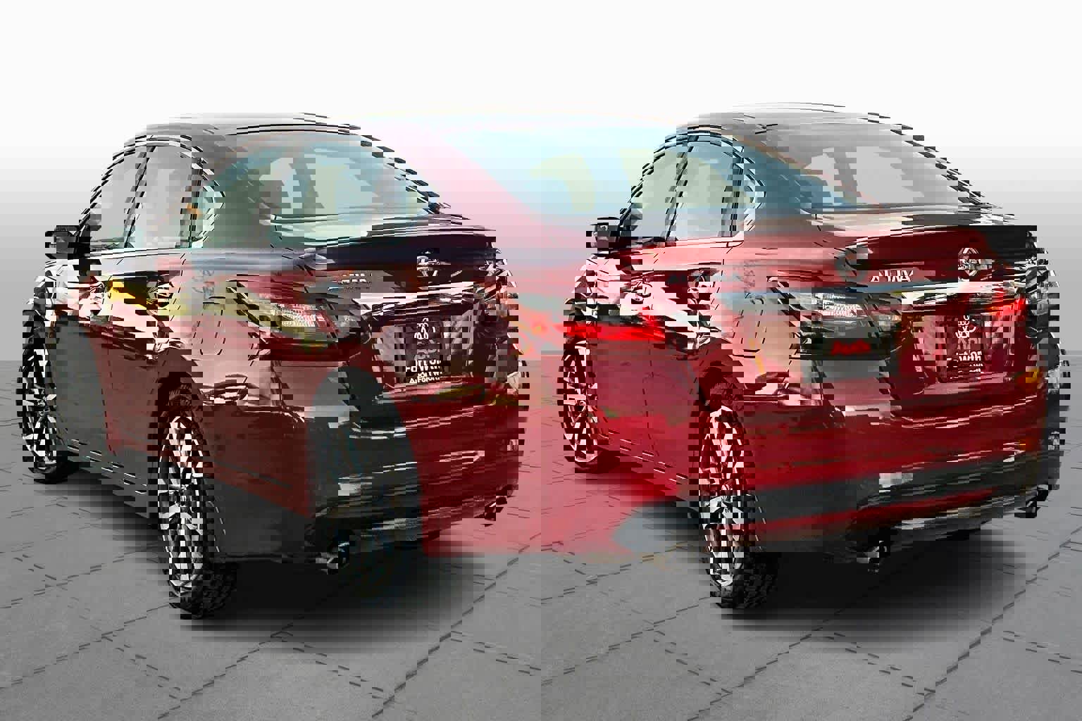 Used 2017 Nissan Altima 2.5 SR image 12