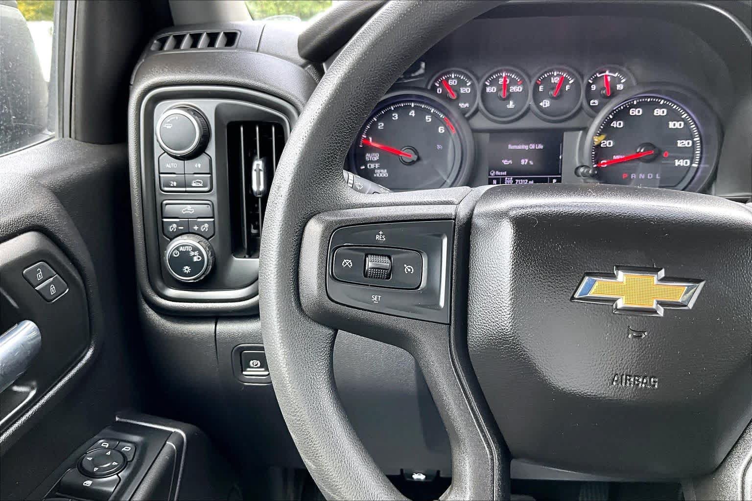 Used 2021 Chevrolet Silverado 1500 Custom AWD/4WD image 23