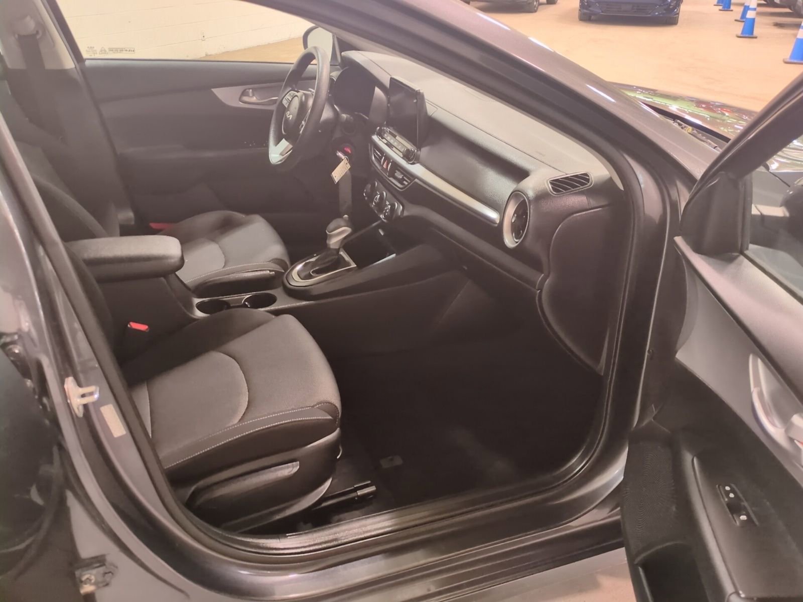 Certified 2023 Kia Forte LXS FWD image 9