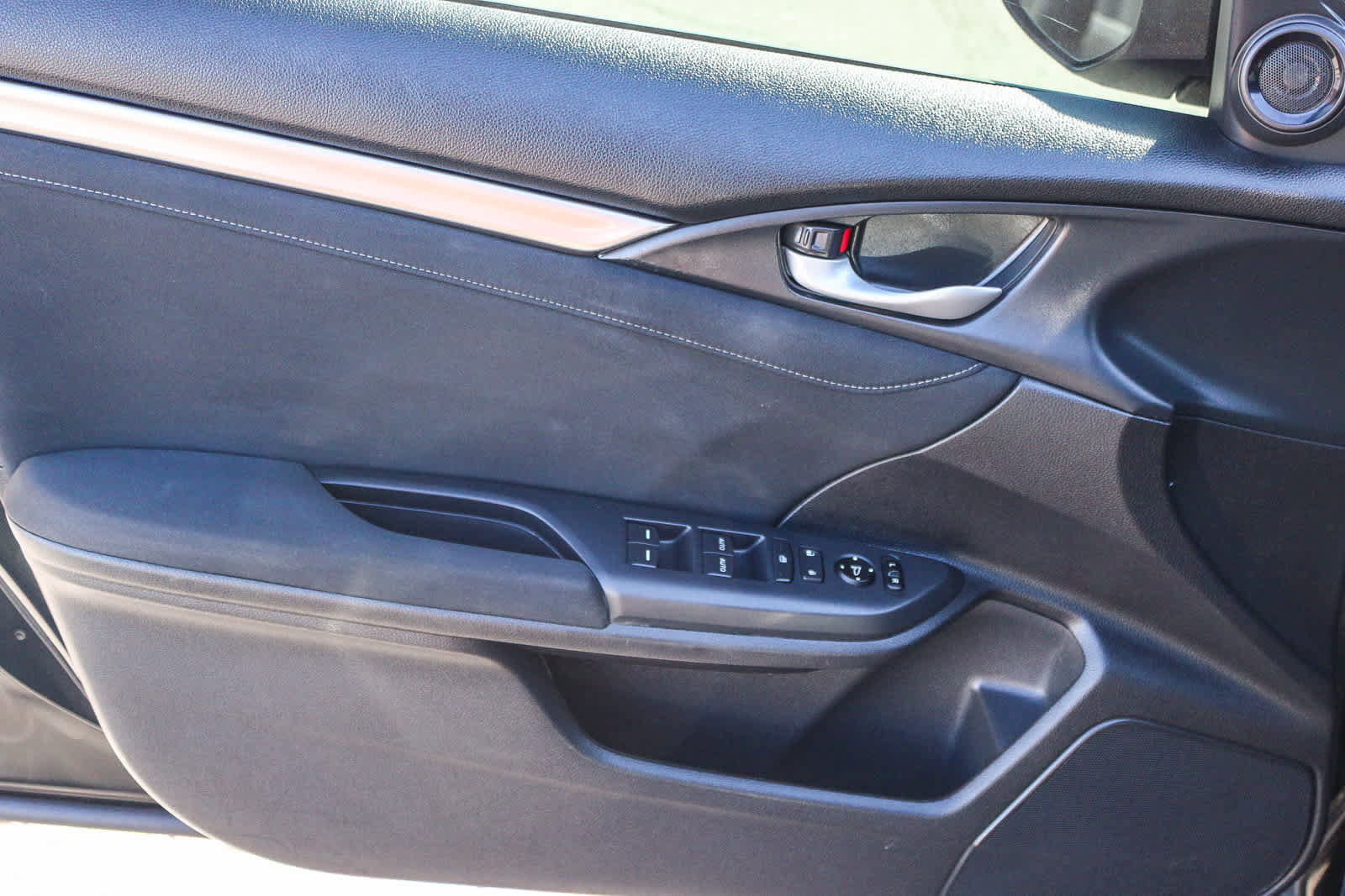 Certified 2018 Honda Civic EX image 20