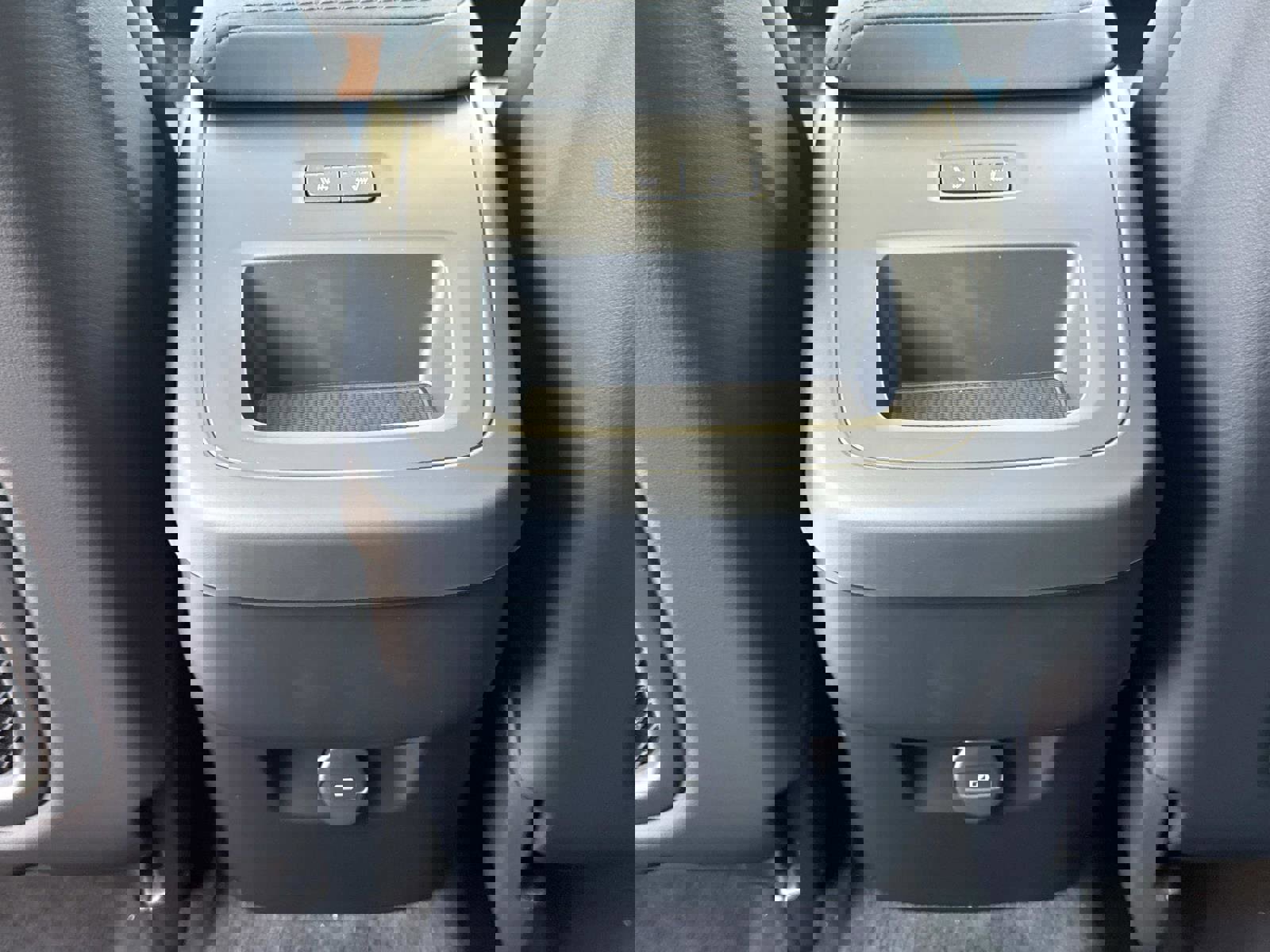 New 2026 Volvo XC60 B5 Plus w/ Climate Package image 14