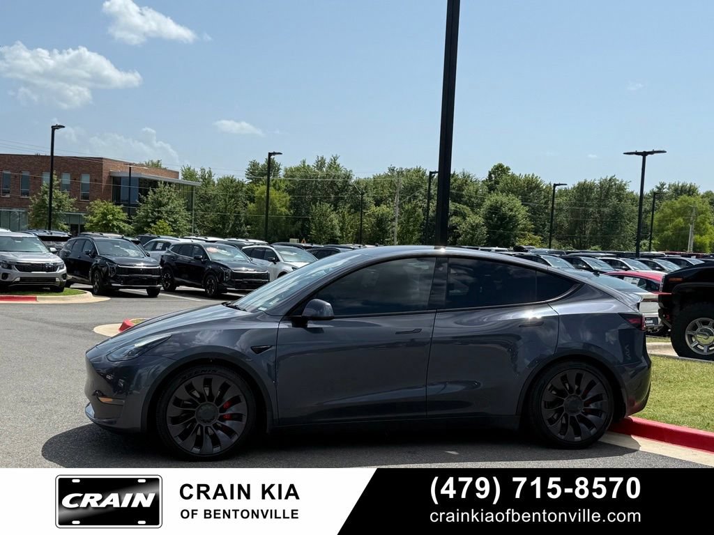 Used 2021 Tesla Model Y Performance AWD/4WD image 4