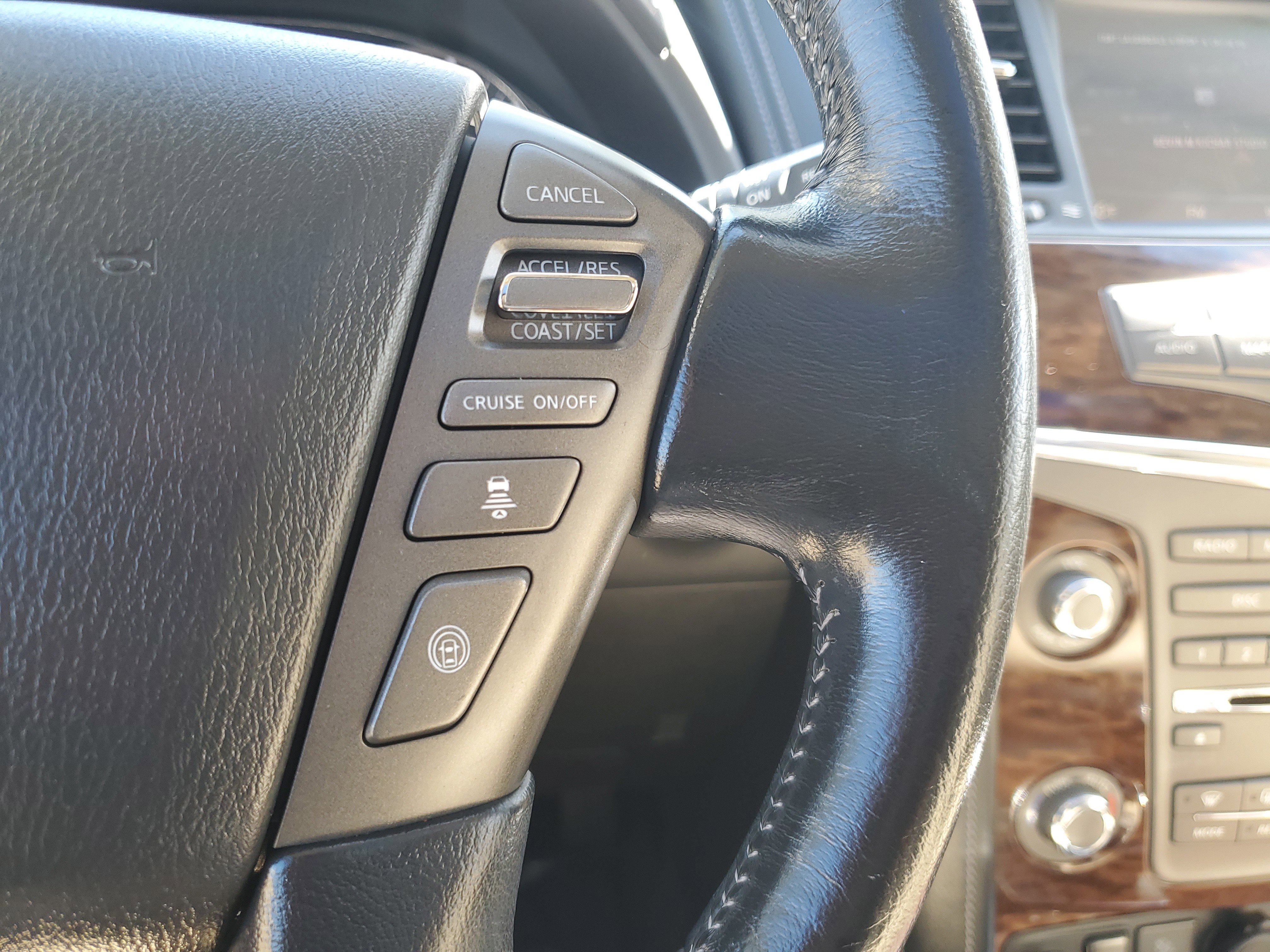 Used 2020 Nissan Armada Platinum w/ Captain's Chairs Package image 20