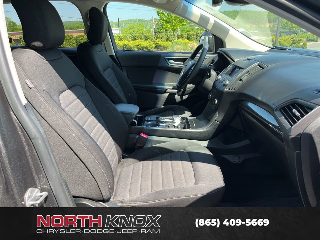 Used 2019 Ford Edge SE FWD image 24