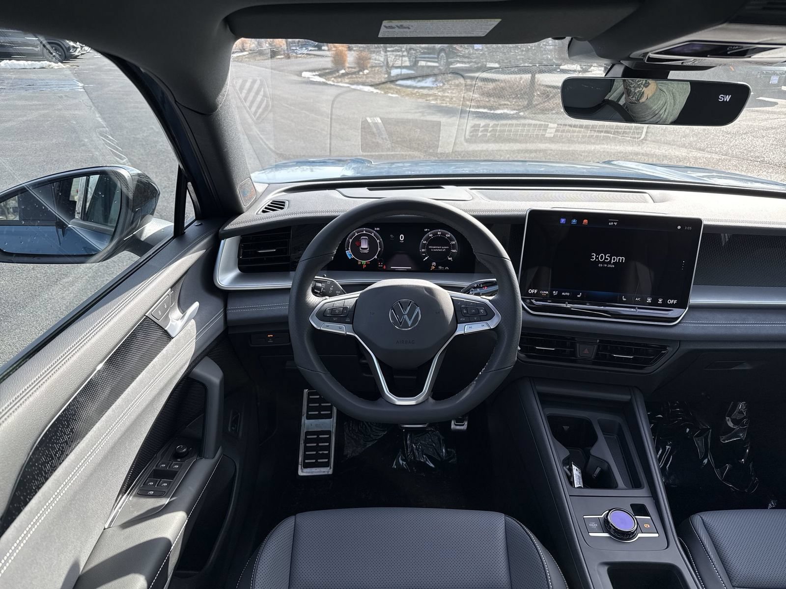 New 2026 Volkswagen Tiguan SE R-Line AWD/4WD image 16