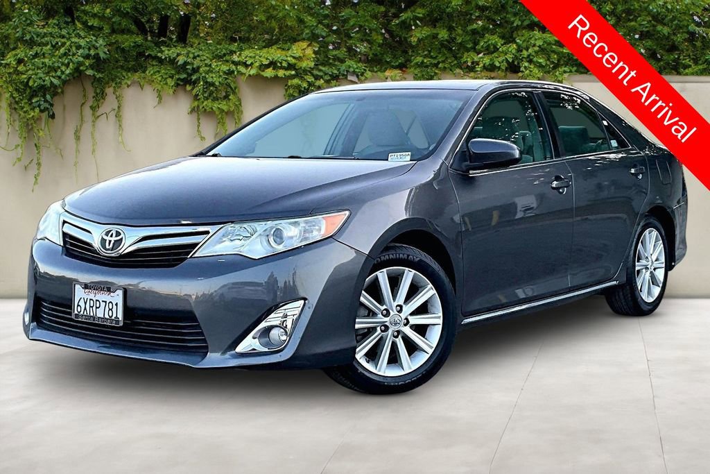 Used 2012 Toyota Camry XLE FWD image 3