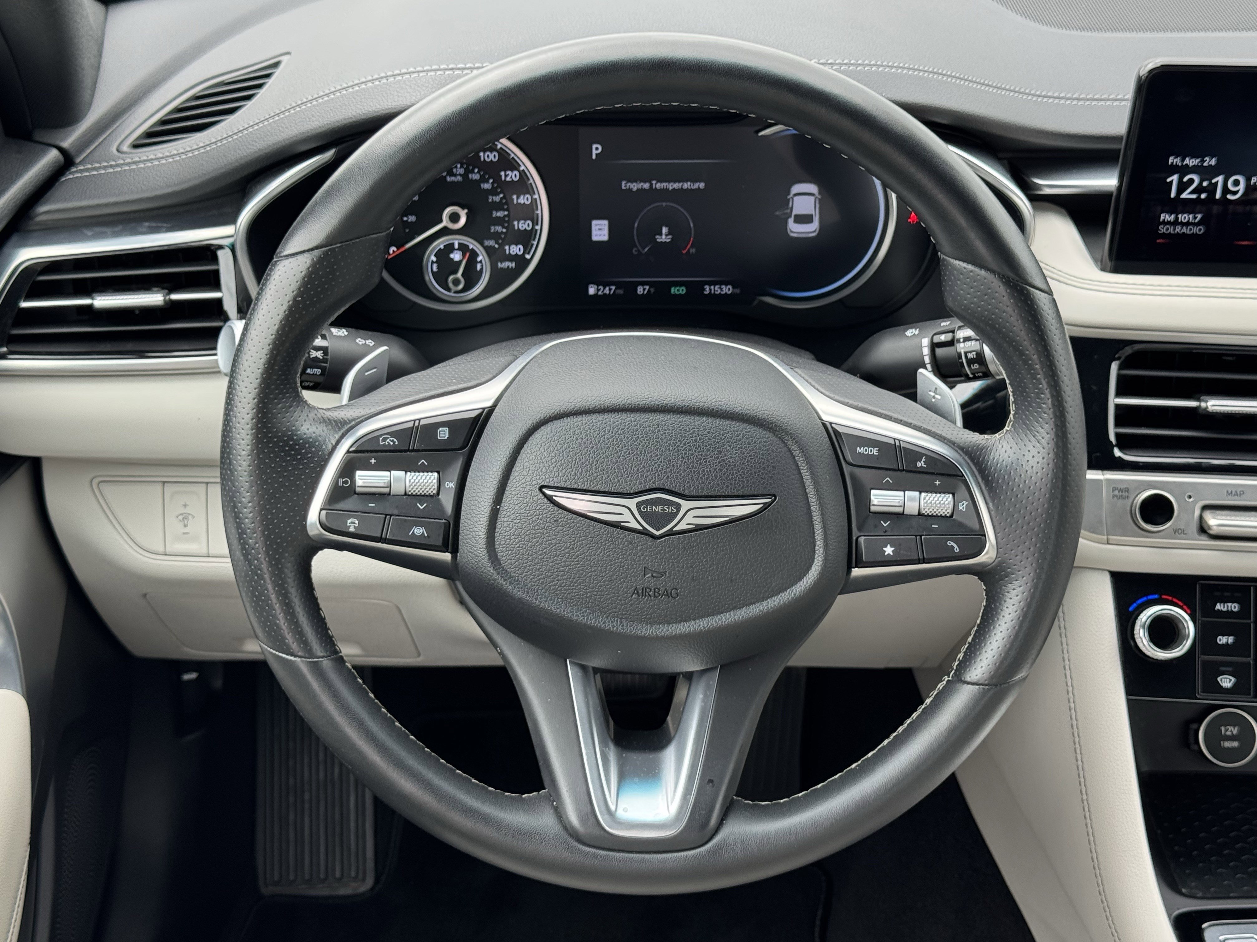 Used 2025 Genesis G70 2.5T AWD/4WD image 15