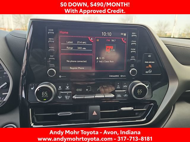 Used 2020 Toyota Highlander XLE image 19