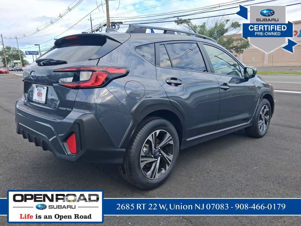 Used 2025 Subaru Crosstrek 2.5i Premium AWD/4WD image 3