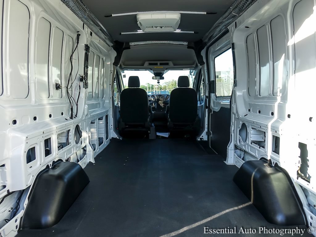 Used 2019 Ford Transit 250 148 Medium Roof RWD image 19