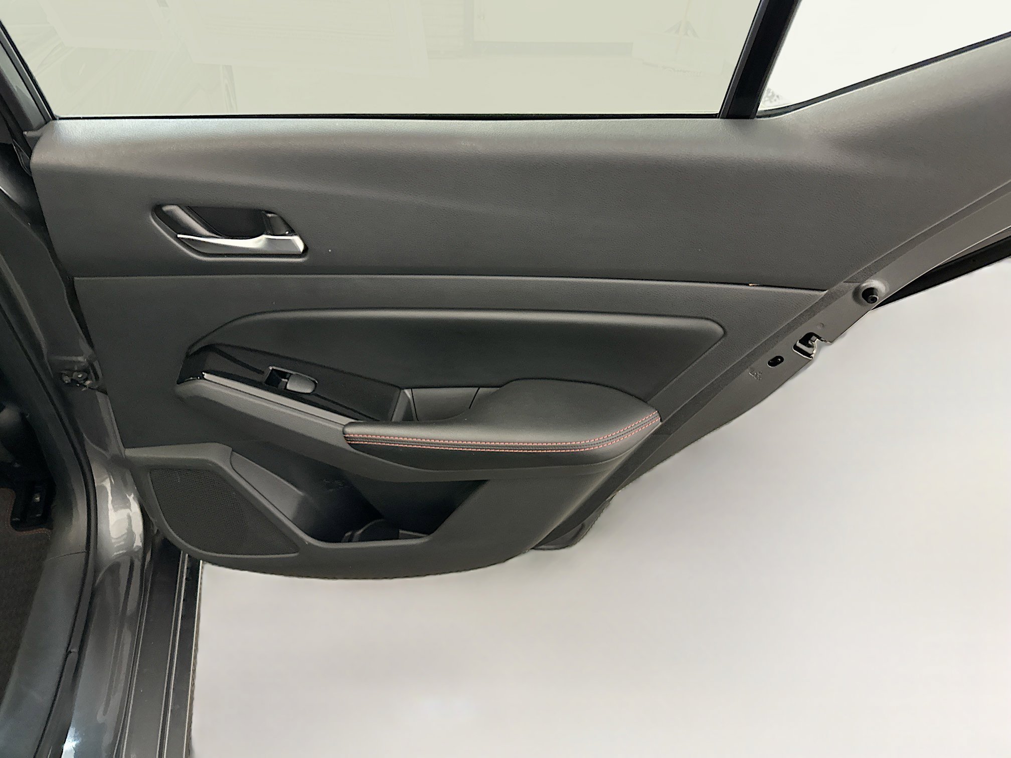 Used 2024 Nissan Altima 2.5 SR image 30