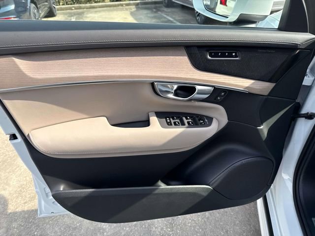 New 2026 Volvo XC90 B6 Plus image 21