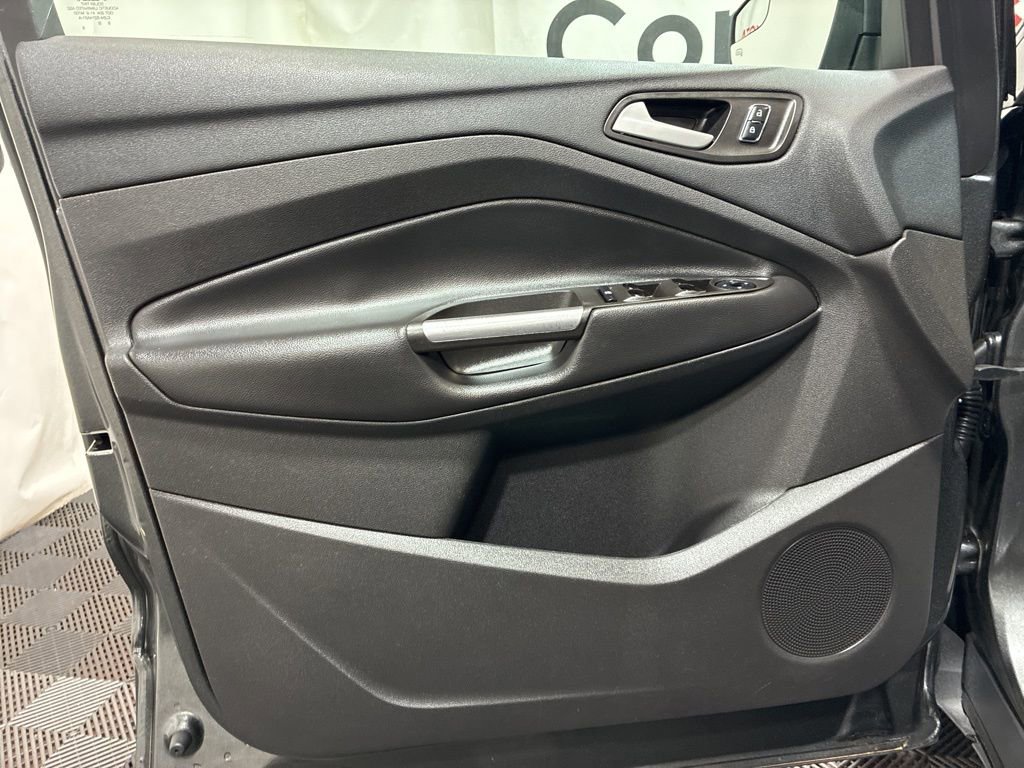 Used 2016 Ford Escape SE w/ Equipment Group 201A AWD/4WD image 23