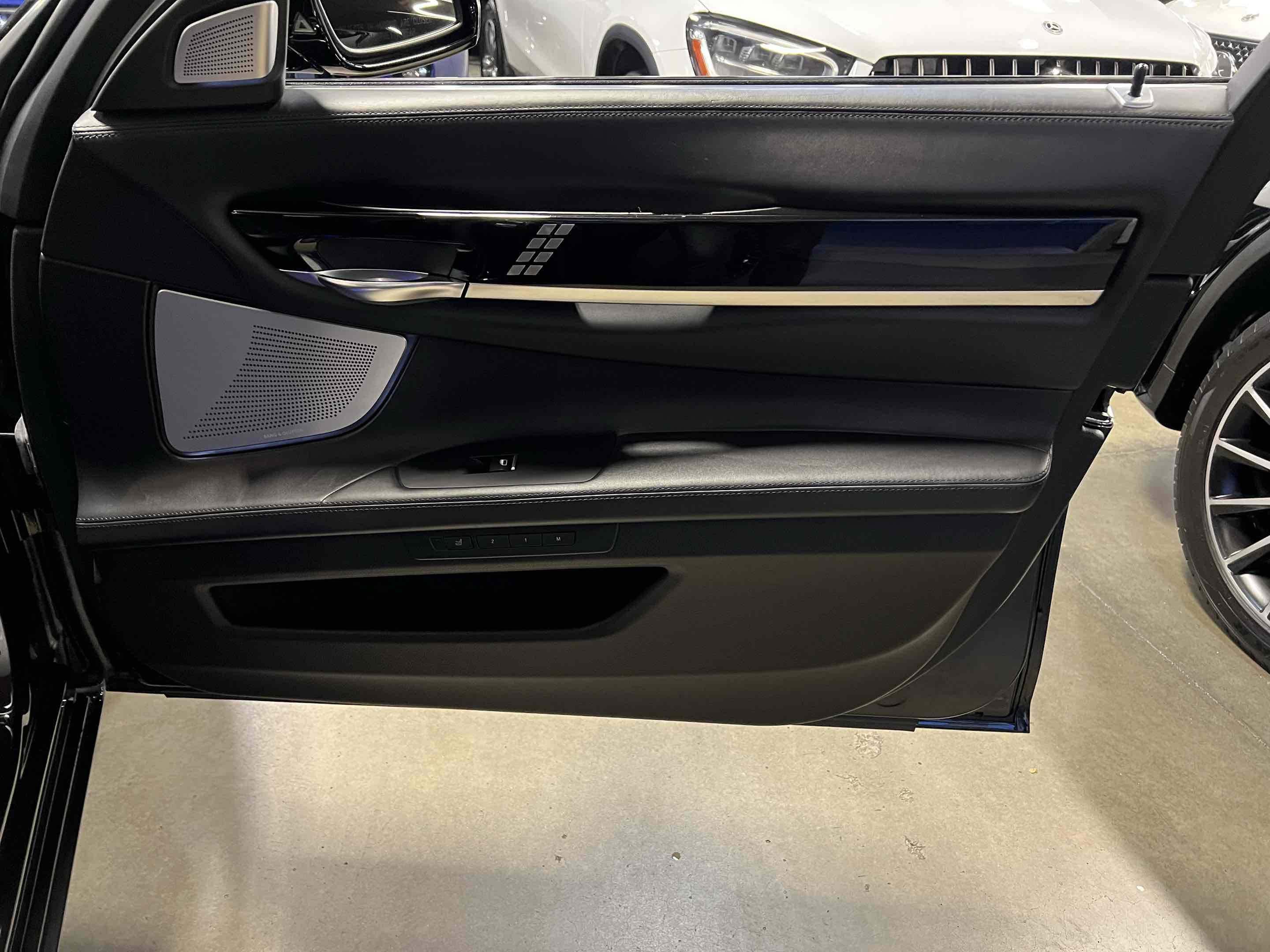 Used 2013 BMW ALPINA B7 image 88