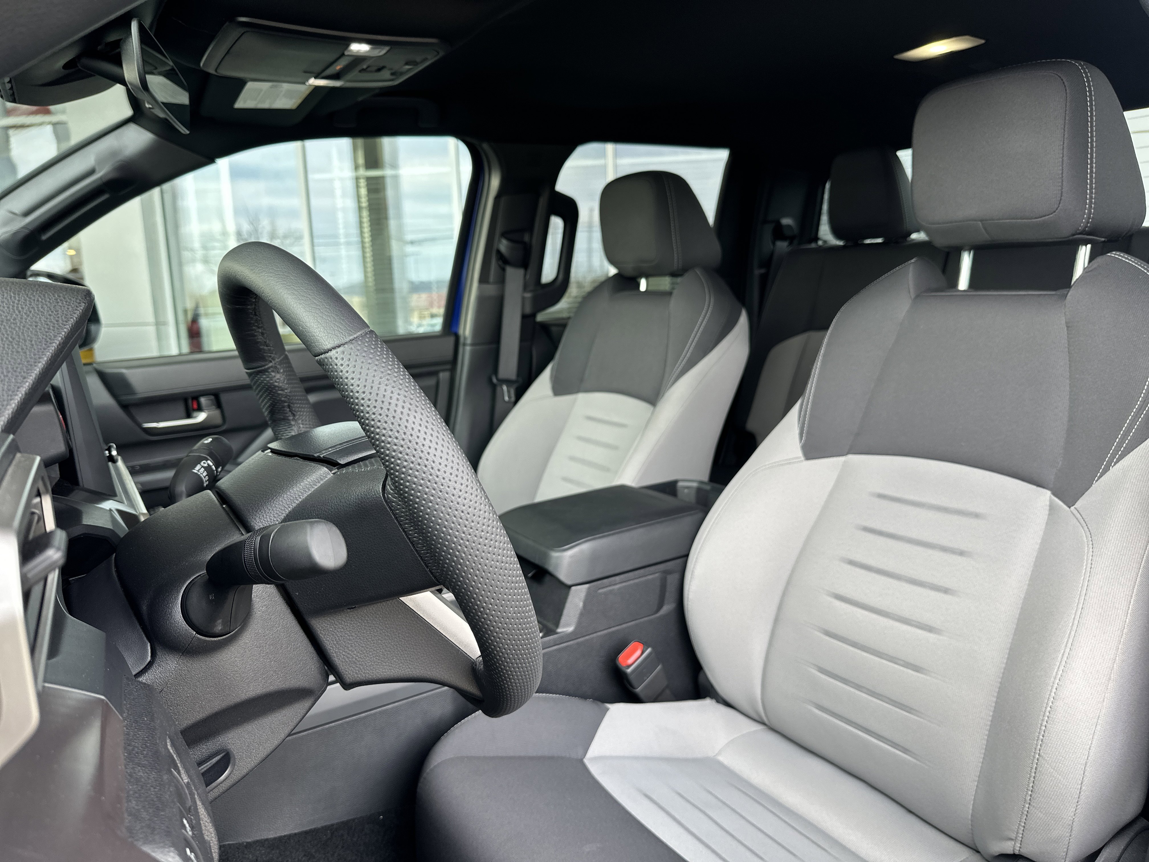 Certified 2025 Toyota Tacoma TRD Off-Road image 10