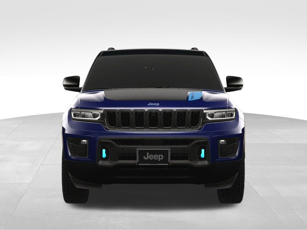 New 2024 Jeep Grand Cherokee Trailhawk w/ Advanced Protech Group II AWD/4WD image 10