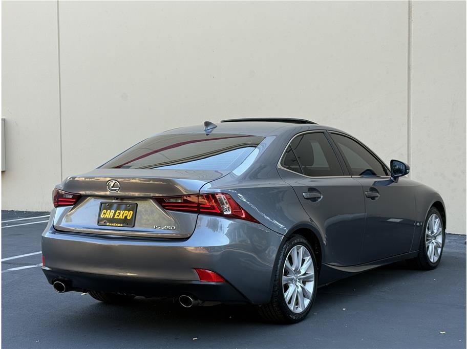 Used 2015 Lexus IS 250 RWD image 4