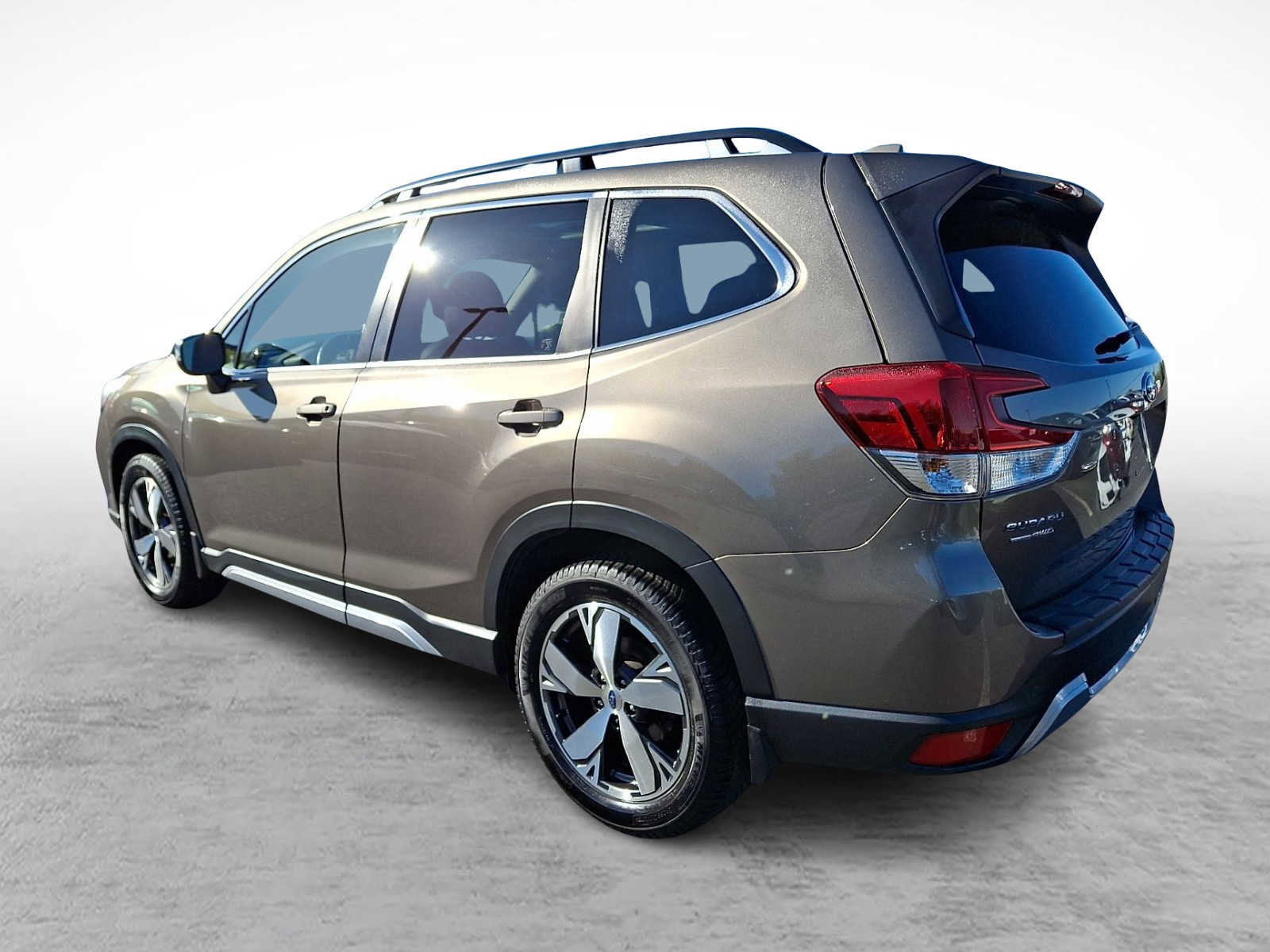 Used 2021 Subaru Forester Touring AWD/4WD image 5