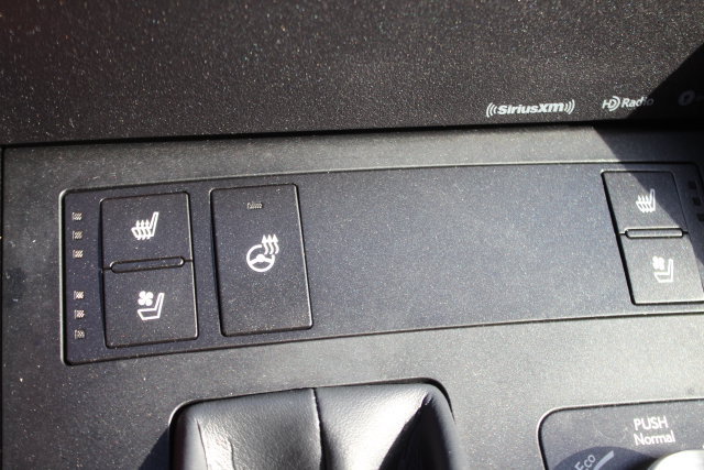Used 2025 Lexus IS 350 F Sport w/ Navigation Package AWD/4WD image 10