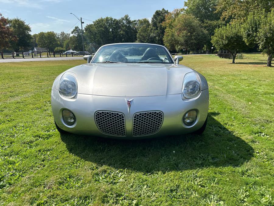 Used 2007 Pontiac Solstice Convertible w/ Premium Package image 22