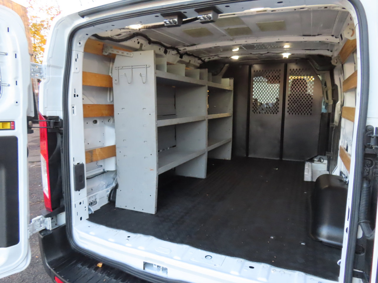 Used 2018 Ford Transit 250 130 Low Roof w/ Exterior Upgrade Package image 13