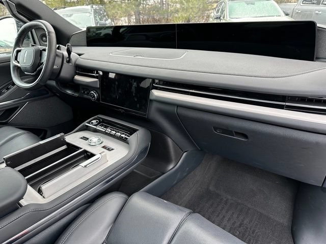 Used 2025 Lincoln Navigator L Reserve w/ Jet Appearance Package AWD/4WD image 9