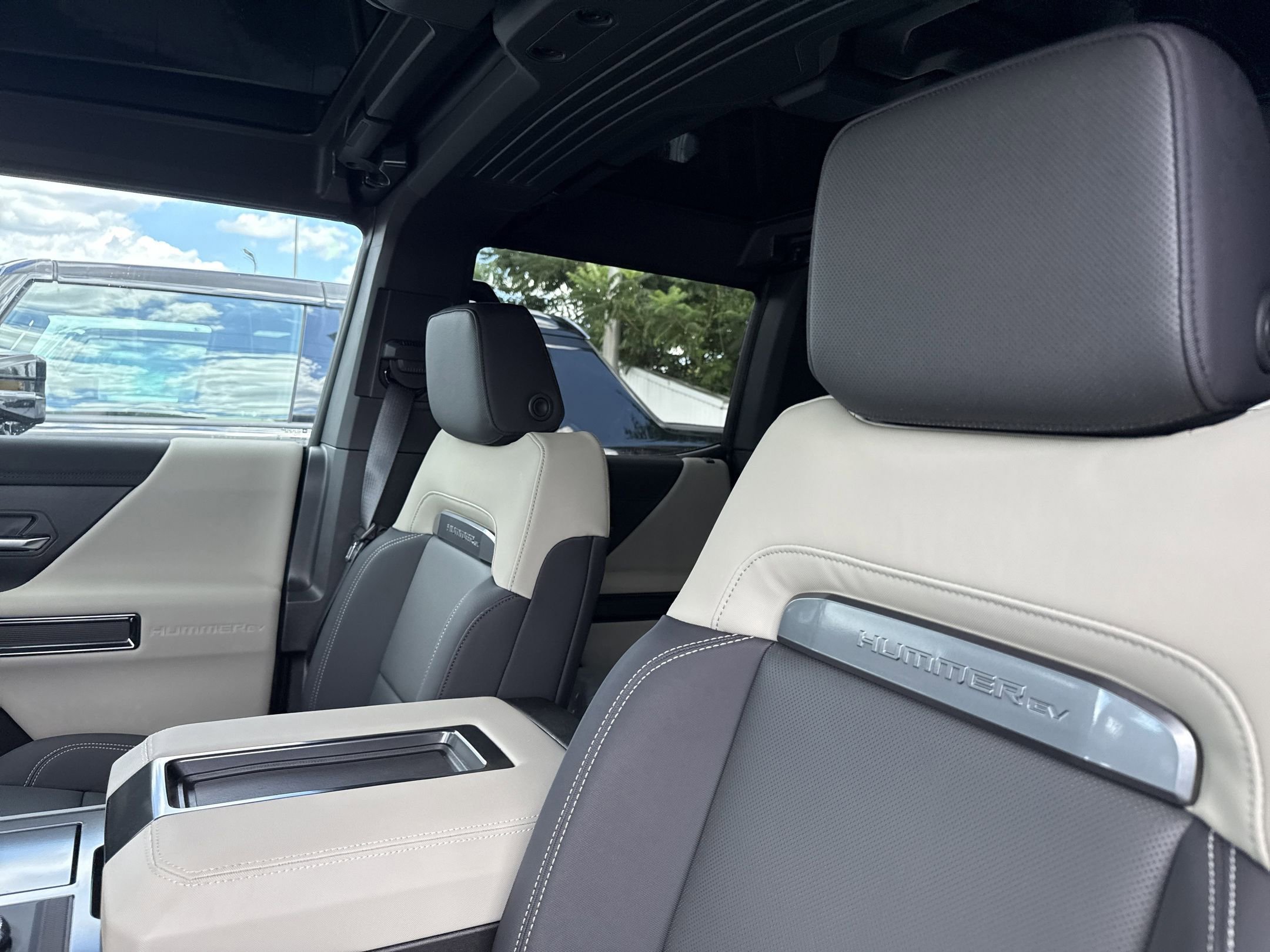 New 2026 GMC Hummer EV SUV image 11