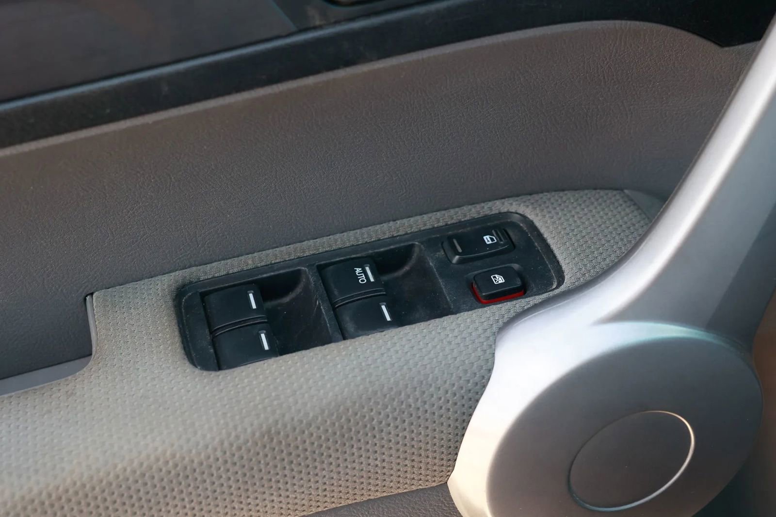 Used 2007 Honda CR-V EX image 41