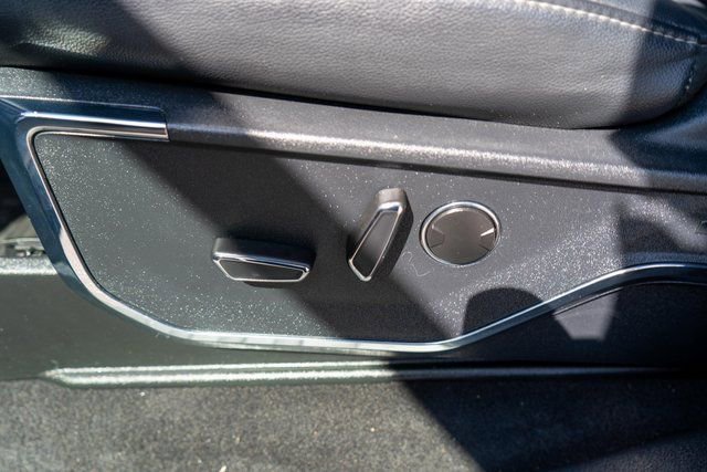 Used 2023 Ford F150 Lariat w/ Equipment Group 502A High image 22