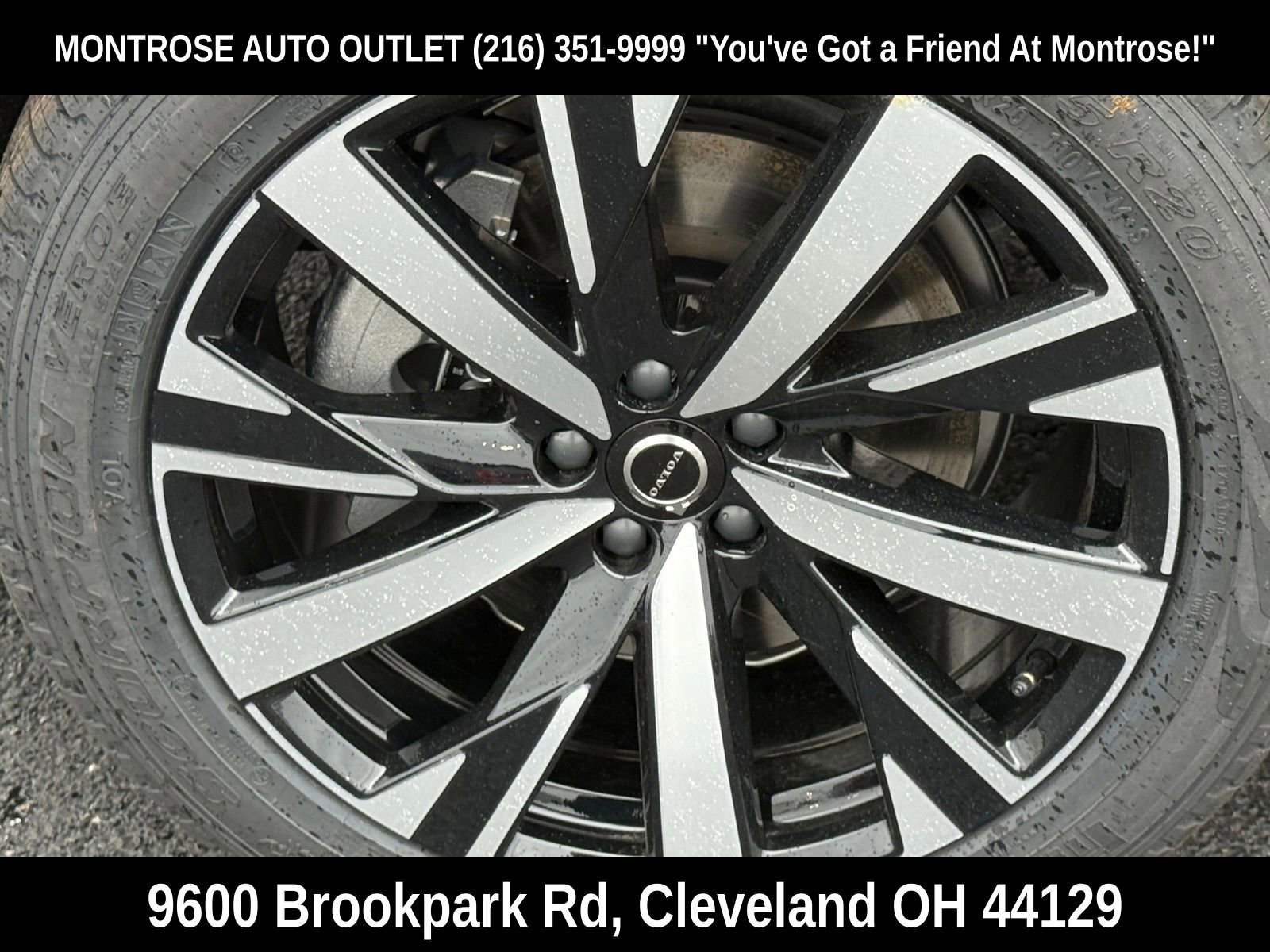 New 2026 Volvo XC90 B5 Core w/ Protection Package Premier image 10