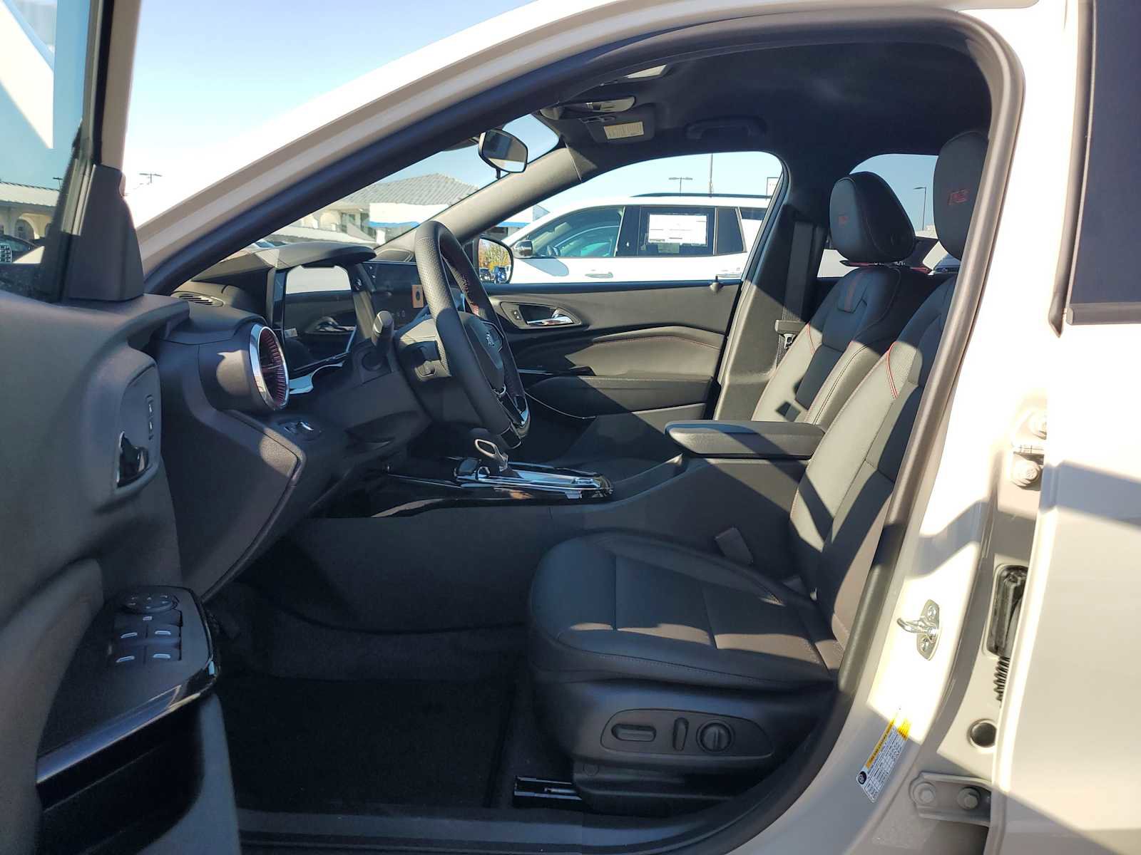 New 2026 Chevrolet Trax RS image 13