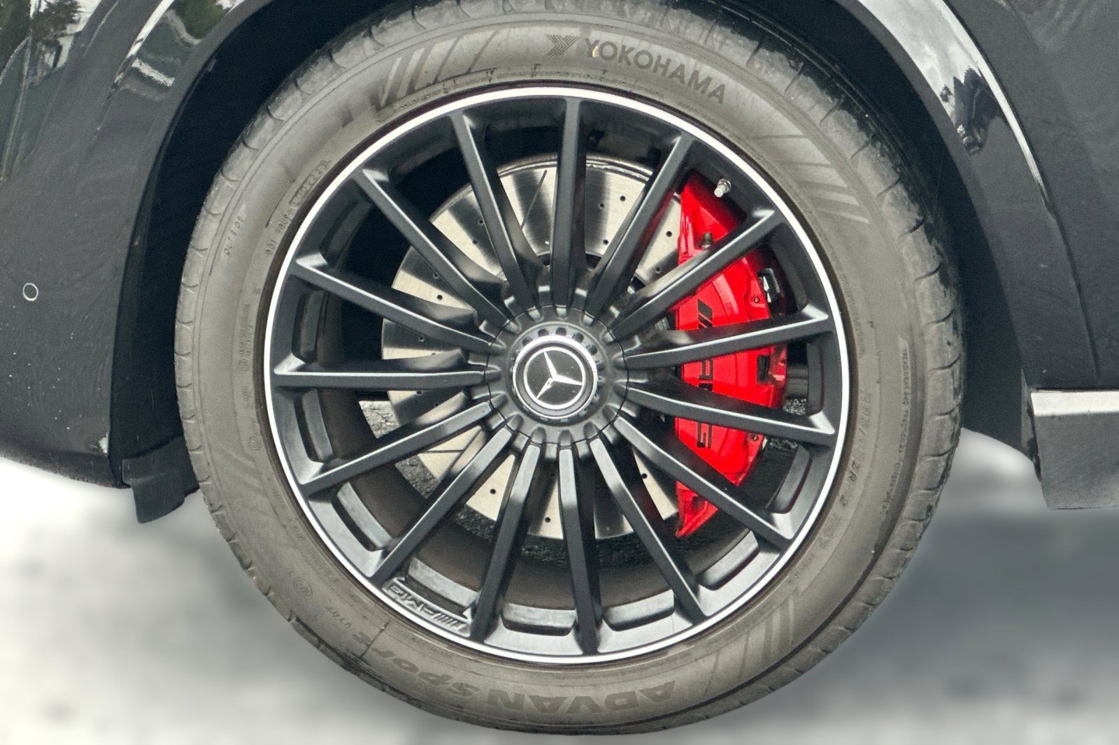 Certified 2022 Mercedes-Benz GLS 63 AMG 4MATIC image 11
