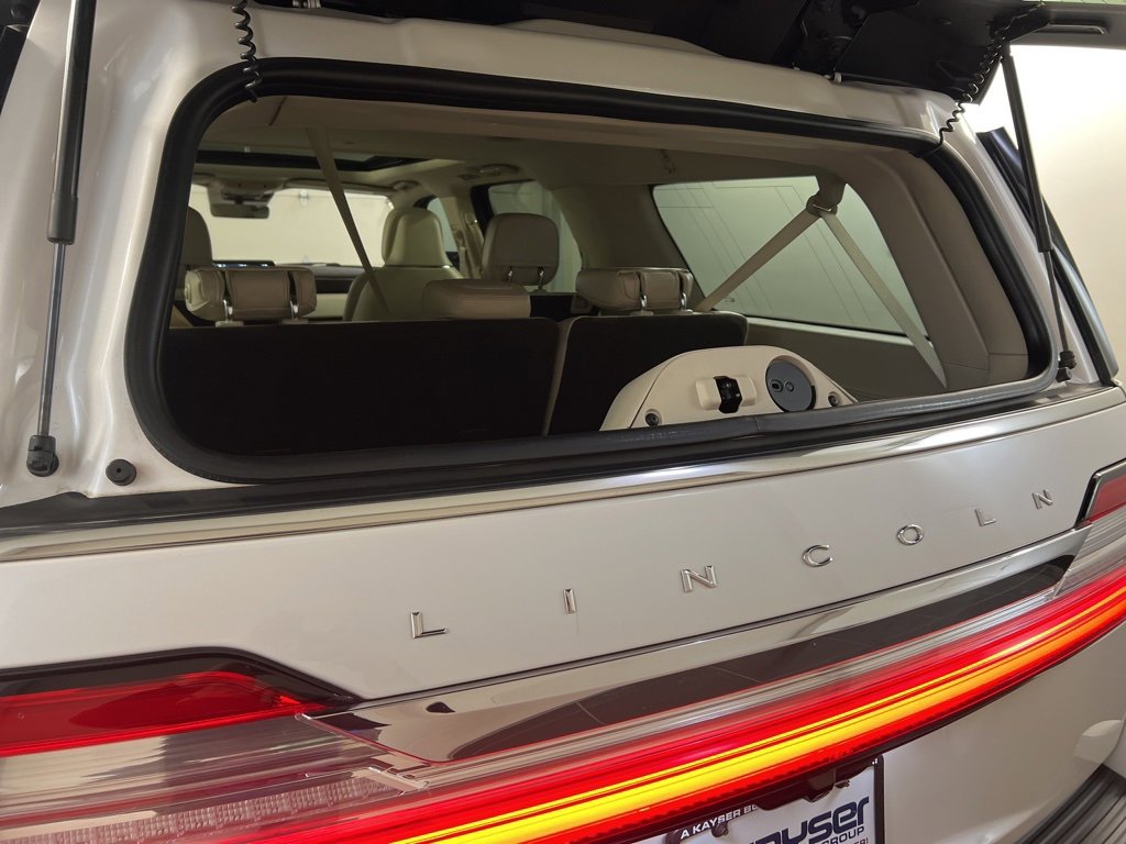 Used 2019 Lincoln Navigator L Reserve image 41