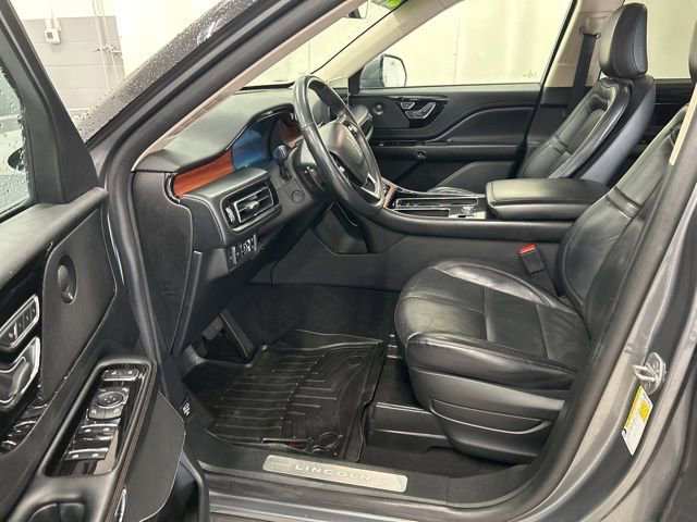 Used 2021 Lincoln Aviator Reserve w/ Equipment Group 208A AWD/4WD image 11