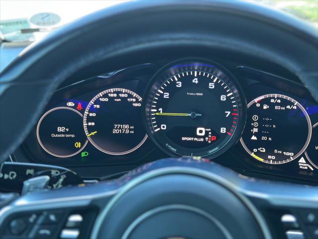 Used 2018 Porsche Panamera 4 image 14