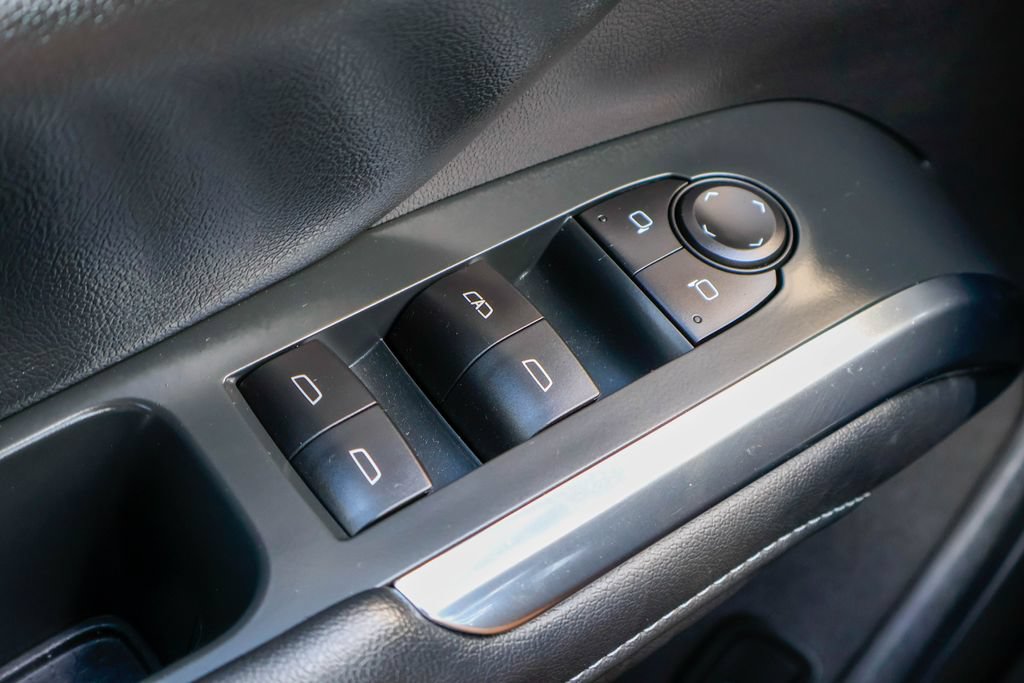 Used 2026 Chevrolet Traverse LT w/ Driver Confidence Package FWD image 18