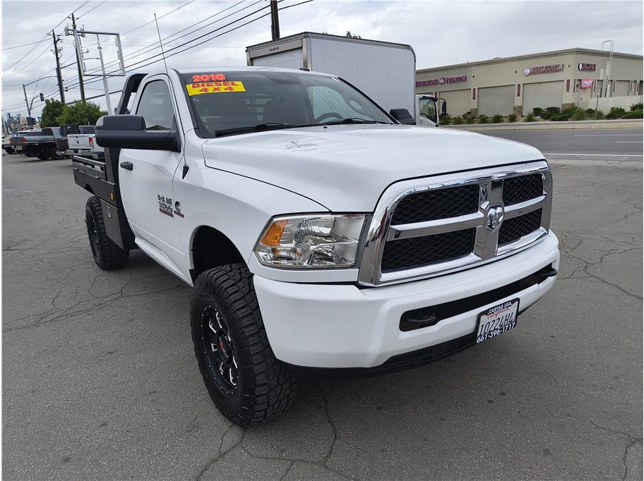 Used 2016 RAM 3500 Tradesman w/ Chrome Appearance Group AWD/4WD image 2