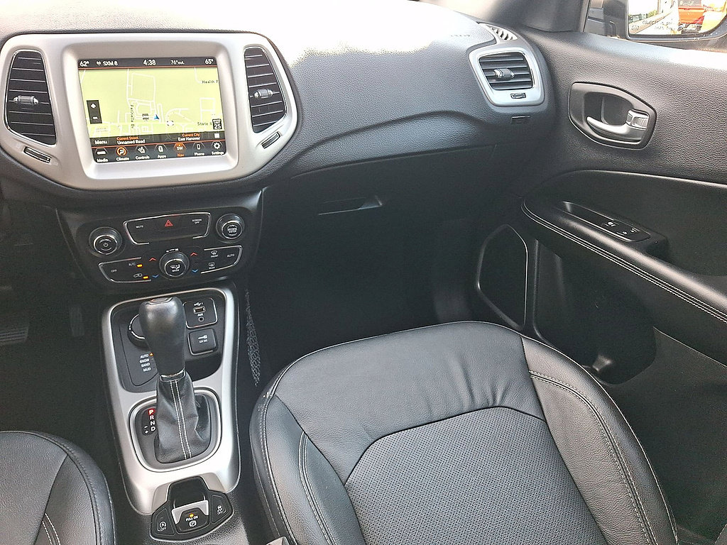 Used 2021 Jeep Compass Latitude AWD/4WD image 11