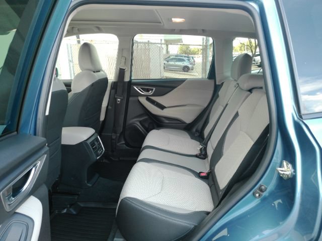 Used 2020 Subaru Forester Premium AWD/4WD image 16