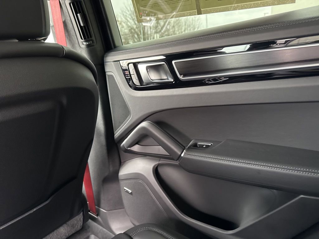Used 2023 Porsche Cayenne GTS image 19