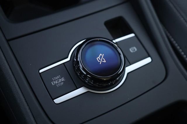 New 2026 Volkswagen Tiguan SE image 17