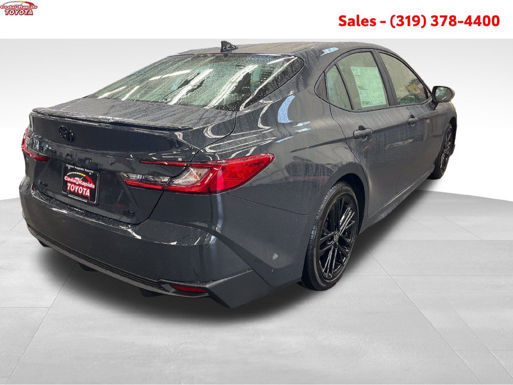 New 2026 Toyota Camry SE FWD image 5