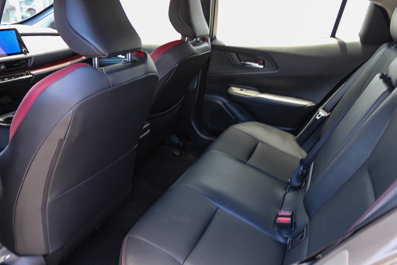 Certified 2024 Toyota Prius Prime FWD image 20